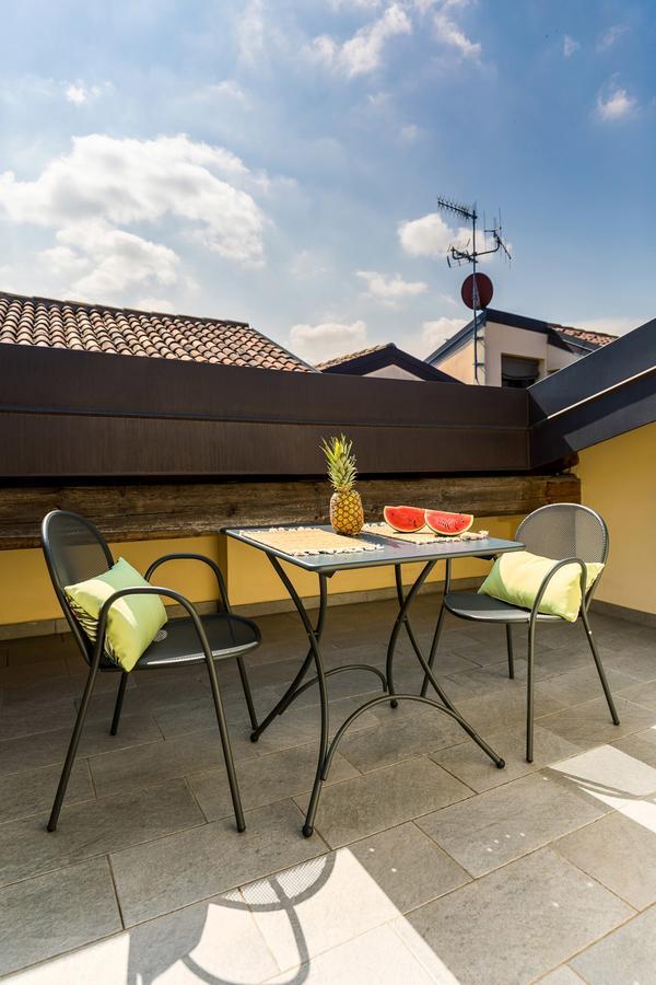 Carducci Residence Bologna Bagian luar foto