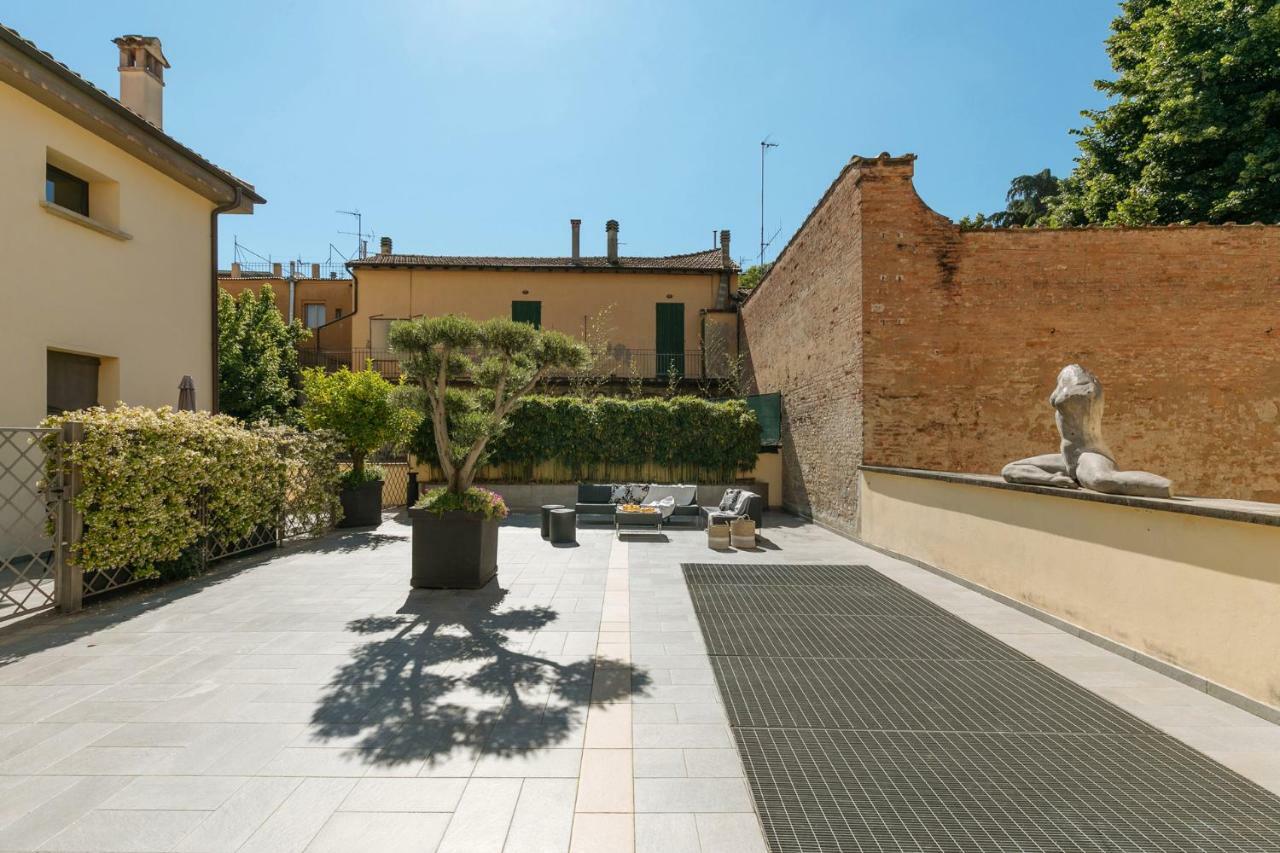 Carducci Residence Bologna Bagian luar foto